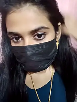 umairahaasan 1 online show from September 23, 10:29 am