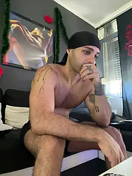 1Richrichard1 online show from July 12, 11:56 am