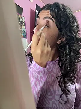 Snapshot of karoliine_jones chatting on January 14, 8:36 pm karoliine jones online show from January 14, 8:36 pm