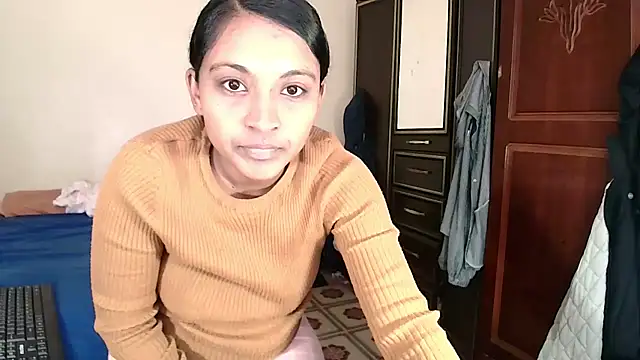 Snapshot of indiansweetflava chatting on July 14, 12:00 pm indiansweetflava online show from July 14, 12:00 pm