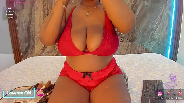 MiiaaCollinss online show from December 15, 2:54 pm