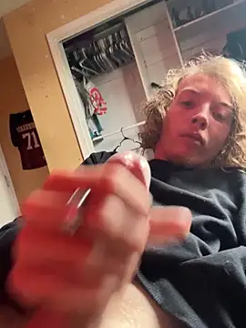 Snapshot of shhhh508 chatting on October 15, 1:22 pm shhhh508 online show from October 15, 1:22 pm