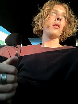 Snapshot of shhhh508 chatting on October 21, 8:53 pm shhhh508 online show from October 21, 8:53 pm