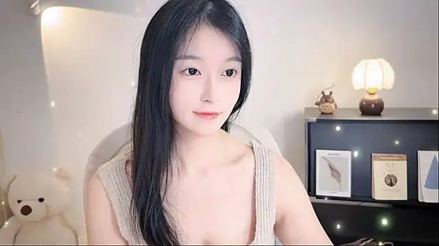 Onechestnut online show from November 8, 1:44 pm