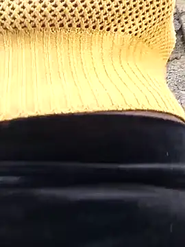 Snapshot of Angel_price chatting on December 2, 7:25 am Angel price online show from December 2, 7:25 am