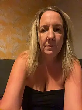 X-Victoria-X online show from September 14, 12:43 am