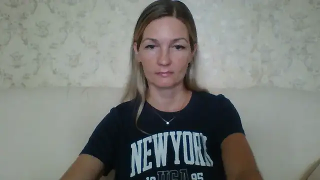 Snapshot of sweetriki chatting on June 13, 4:16 pm sweetriki online show from June 13, 4:16 pm