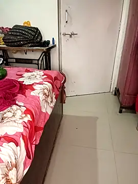 Snapshot of Heart-Kavya chatting on December 15, 12:09 pm Heart-Kavya online show from December 15, 12:09 pm