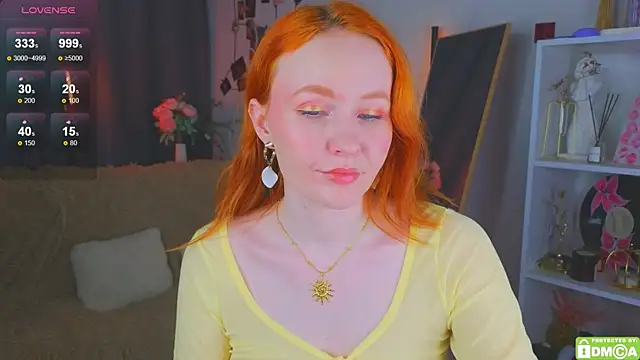 Snapshot of JoyceJones chatting on November 28, 9:06 pm JoyceJones online show from November 28, 9:06 pm