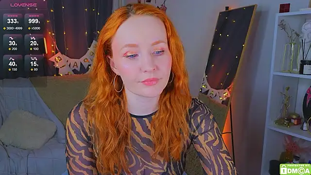 Snapshot of JoyceJones chatting on January 18, 8:34 pm JoyceJones online show from January 18, 8:34 pm