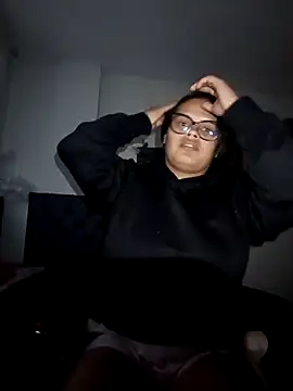 Snapshot of luluboobs9 chatting on February 14, 11:12 pm luluboobs9 online show from February 14, 11:12 pm