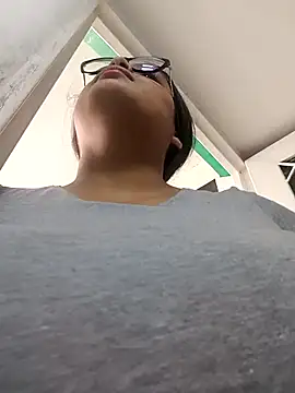 Snapshot of luluboobs9 chatting on March 20, 6:35 pm luluboobs9 online show from March 20, 6:35 pm