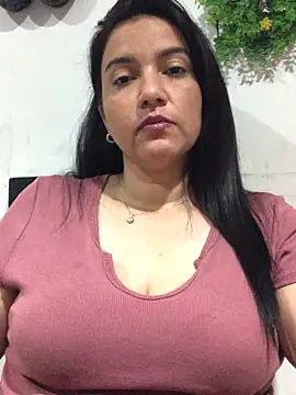 Snapshot of sweetdulcexxx chatting on October 21, 2:45 am sweetdulcexxx online show from October 21, 2:45 am