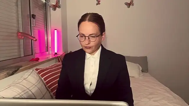UnderWunder online show from June 27, 8:41 am