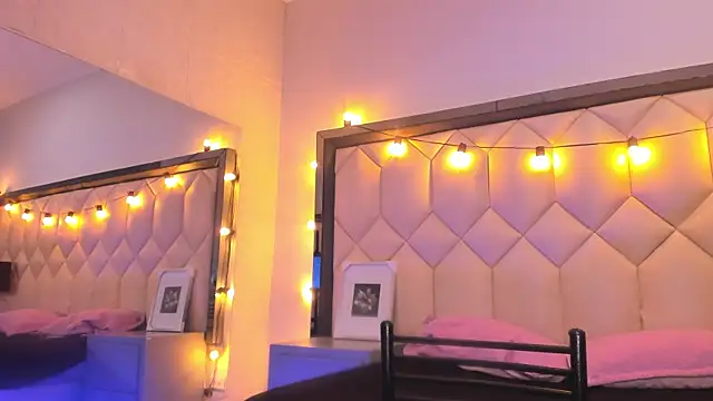 Scarletbigbug online show from January 17, 11:26 am