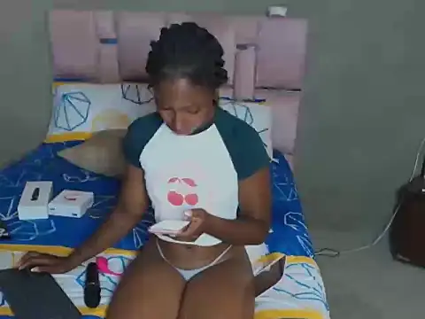 Snapshot of britanyxxs chatting on November 10, 2:16 pm britanyxxs online show from November 10, 2:16 pm