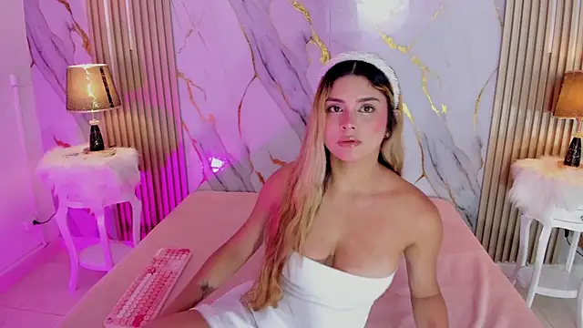 Snapshot of sharon_greey chatting on November 7, 8:09 pm sharon greey online show from November 7, 8:09 pm