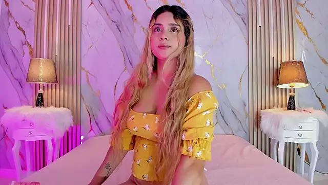 Snapshot of sharon_greey chatting on November 10, 8:30 pm sharon greey online show from November 10, 8:30 pm