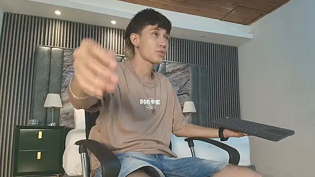 Michael blue online show from January 8, 1:13 pm