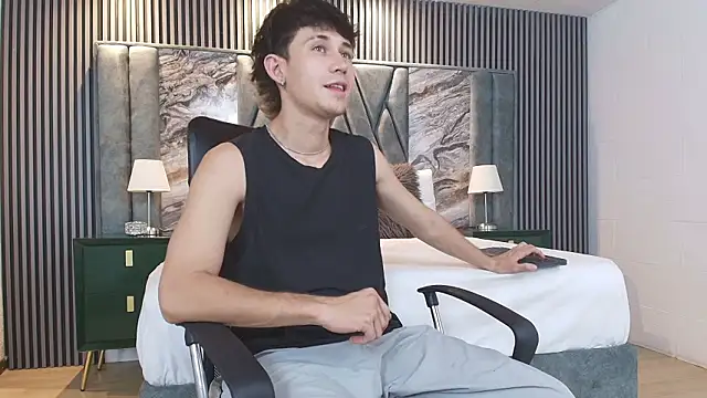 Michael blue online show from March 7, 8:39 pm