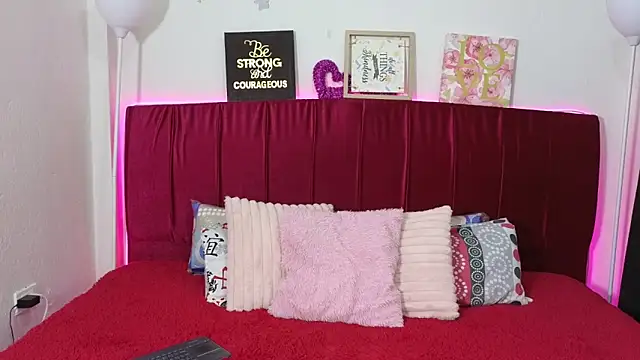 Snapshot of cuteeimy chatting on June 2, 7:16 pm cuteeimy online show from June 2, 7:16 pm