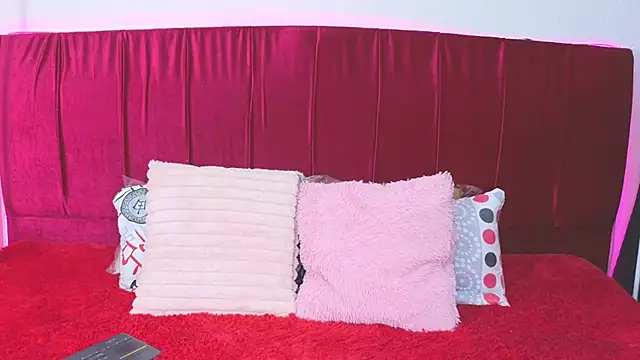 Snapshot of cuteeimy chatting on July 24, 5:22 pm cuteeimy online show from July 24, 5:22 pm