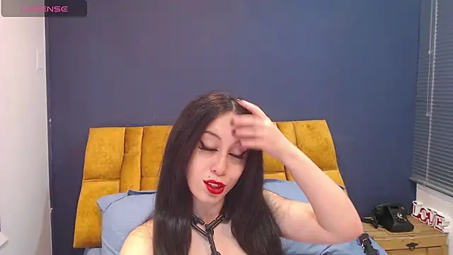 KendraaSimons online show from November 18, 8:24 pm