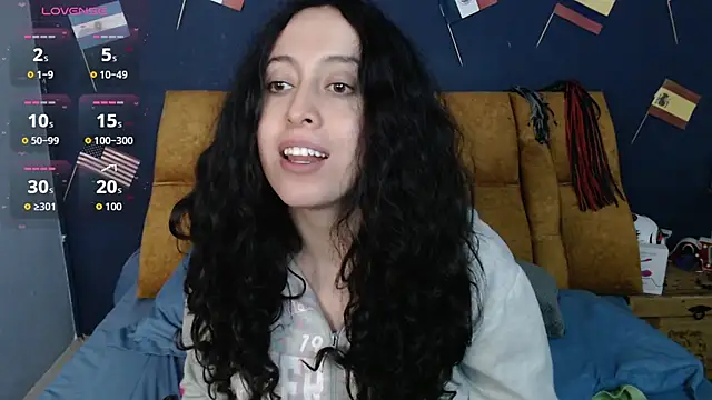 Snapshot of KendraaSimons chatting on July 5, 4:19 am KendraaSimons online show from July 5, 4:19 am