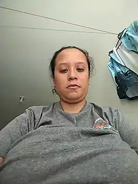 Snapshot of You-sexy-starr chatting on June 13, 2:26 pm You-sexy-starr online show from June 13, 2:26 pm
