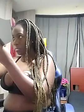 MONIQUE-LAMOUR online show from May 2, 10:04 pm