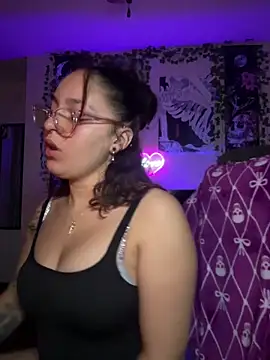 babykalirose online show from June 22, 3:19 am