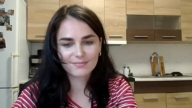 Snapshot of Silviaa_a chatting on October 7, 3:42 pm Silviaa a online show from October 7, 3:42 pm