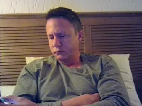Snapshot of TroyDieselXXX chatting on July 21, 3:53 am TroyDieselXXX online show from July 21, 3:53 am