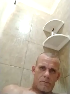 Snapshot of helldonk chatting on September 22, 2:35 am helldonk online show from September 22, 2:35 am