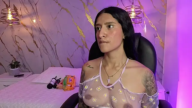 Scaarlettfox online show from November 29, 4:21 pm