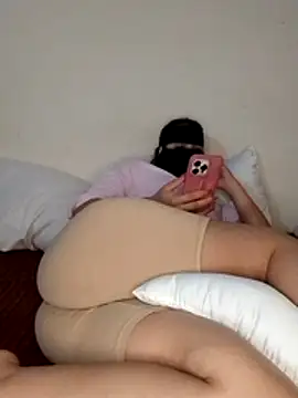 Snapshot of Samaarsexy23 chatting on October 29, 12:51 pm Samaarsexy23 online show from October 29, 12:51 pm