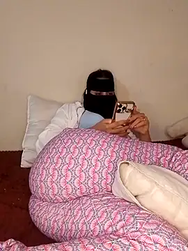 Snapshot of Samaarsexy23 chatting on October 31, 1:23 pm Samaarsexy23 online show from October 31, 1:23 pm