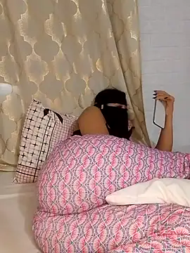 Snapshot of Samaarsexy23 chatting on November 18, 1:26 pm Samaarsexy23 online show from November 18, 1:26 pm