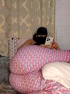 Snapshot of Samaarsexy23 chatting on November 26, 12:39 pm Samaarsexy23 online show from November 26, 12:39 pm