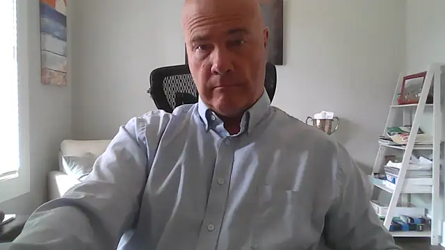 Snapshot of cyclone1212 chatting on May 26, 1:07 pm cyclone1212 online show from May 26, 1:07 pm