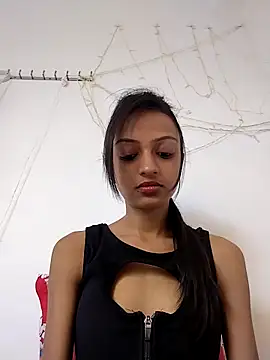 Your-Kitkat online show from November 12, 6:03 am