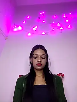 Your-Kitkat online show from December 2, 12:10 pm