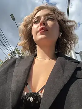 KellyKeler online show from September 20, 12:28 pm