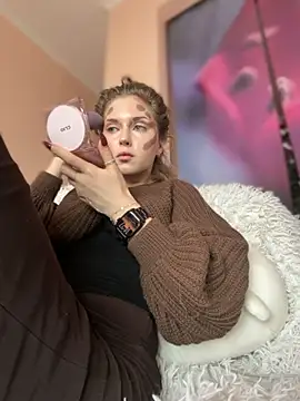 KellyKeler online show from October 24, 11:28 am