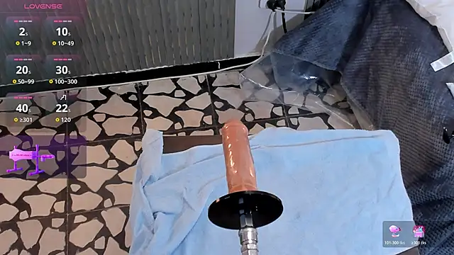 Snapshot of bigboobs_violeta chatting on November 15, 8:38 pm bigboobs violeta online show from November 15, 8:38 pm