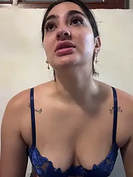 Snapshot of JasmineRhodes chatting on June 15, 12:29 pm JasmineRhodes online show from June 15, 12:29 pm