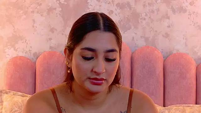Snapshot of JasmineRhodes chatting on July 28, 3:21 pm JasmineRhodes online show from July 28, 3:21 pm