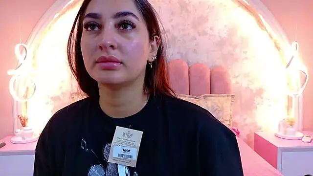 Snapshot of JasmineRhodes chatting on August 3, 12:10 pm JasmineRhodes online show from August 3, 12:10 pm