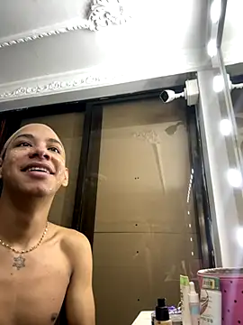 Snapshot of SwettRenata_ chatting on October 14, 11:55 am SwettRenata online show from October 14, 11:55 am