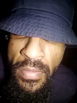 Us3rBuzuh online show from March 19, 4:27 am